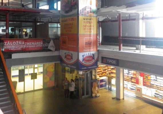 Finálna podoba dokončeného výťahu s využitím reklamných plôch.